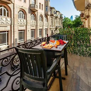 Lacasa Nizami Street **** باكو