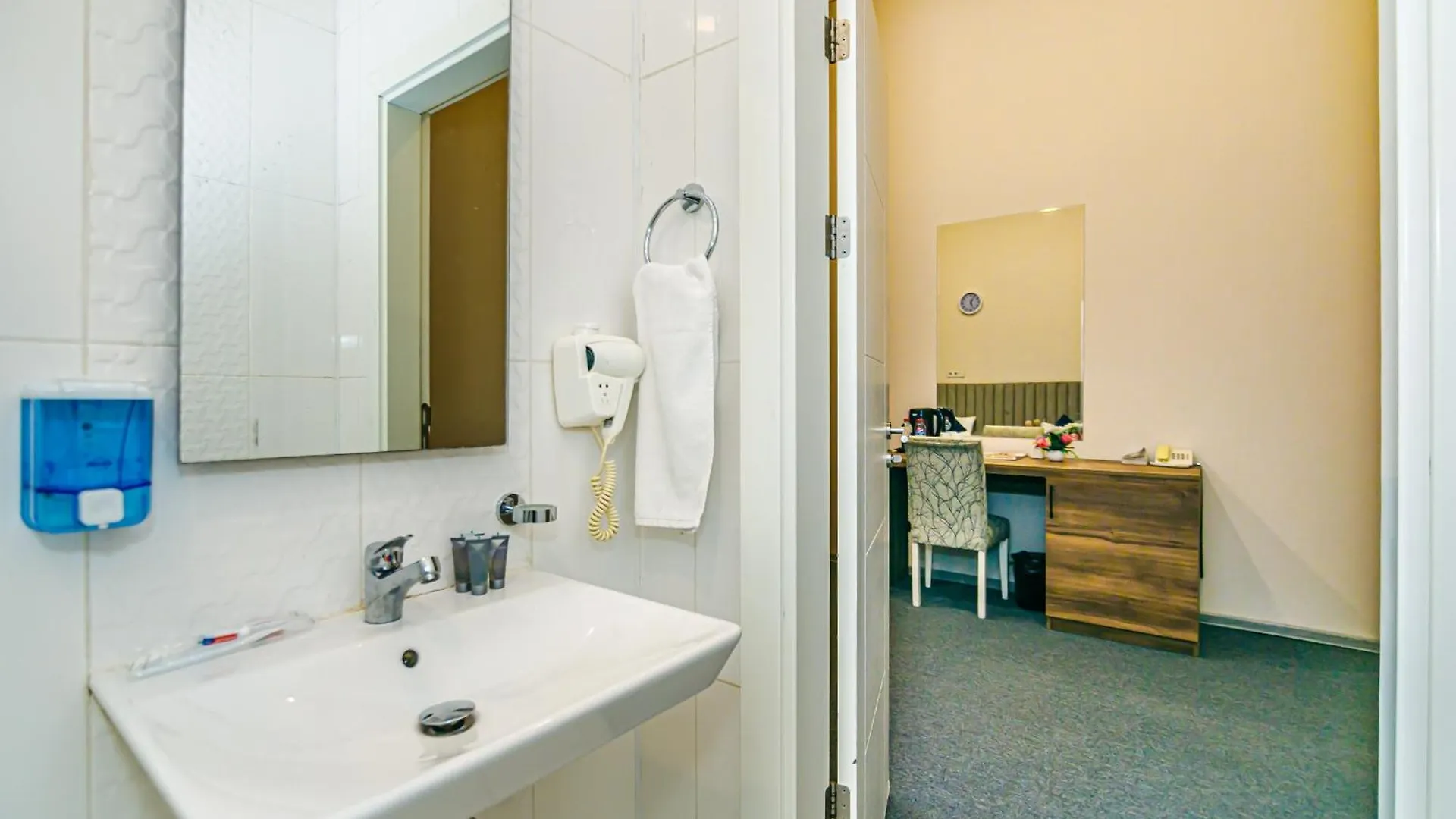 **** Otel Green Park Inn Bakü Azerbaycan